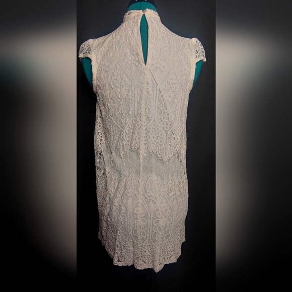 My Michelle off-white dress - Picture 4 of 7